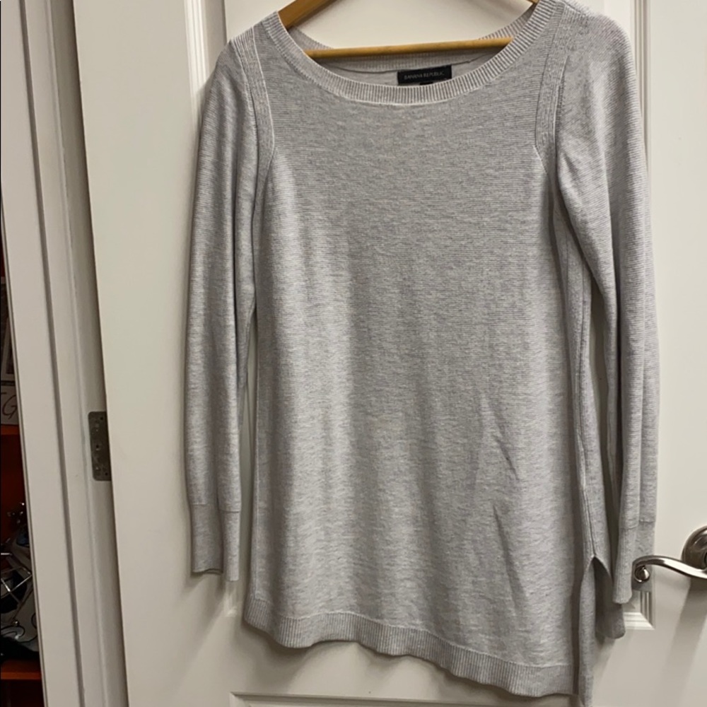 Banana republic grey sweater